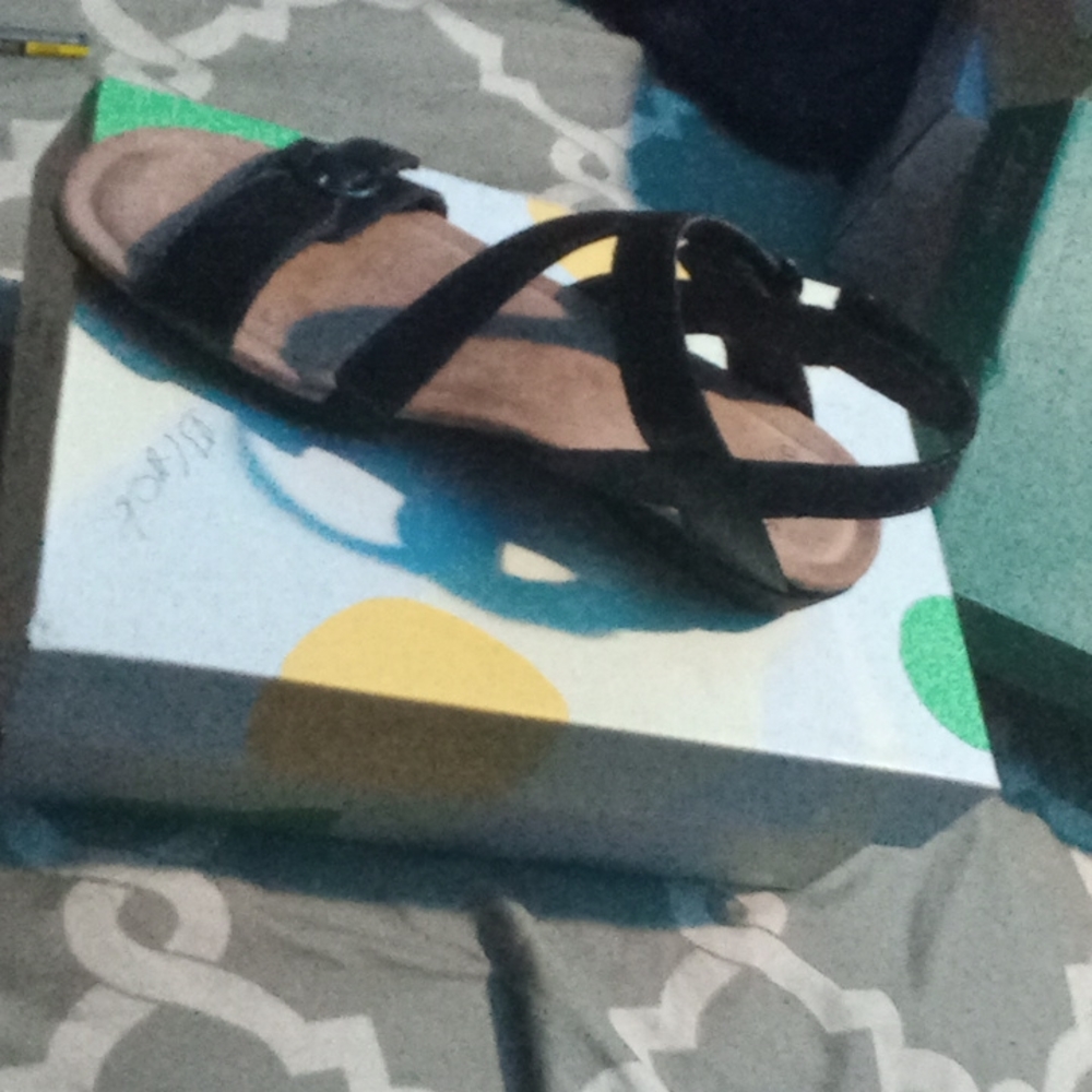 Btand new womens size 8.5.black leather 2 pairs